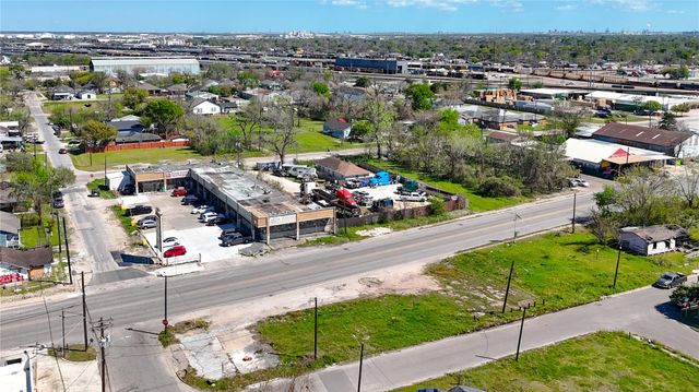 3531 Lockwood Drive, Houston, TX 77026