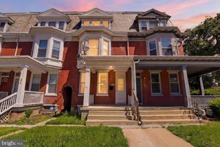 55 E COTTAGE PL, York, PA 17401