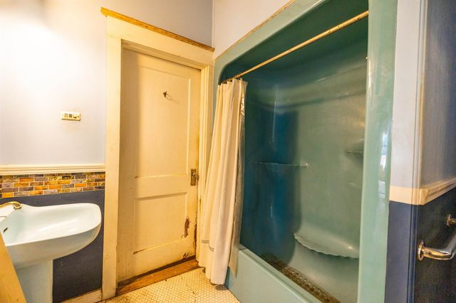 1271 HARBERT AVE, Memphis, TN 38104