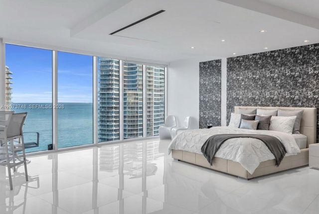 300 S Pointe Drive 3105, Miami Beach, FL 33139