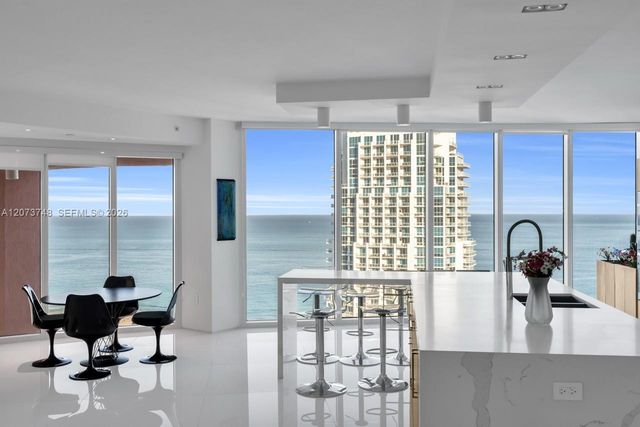 300 S Pointe Drive 3105, Miami Beach, FL 33139