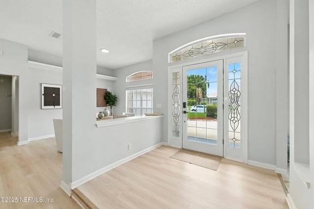 1750 GALLAHADION Court, Jacksonville, FL 32218