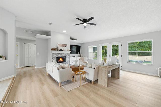 1750 GALLAHADION Court, Jacksonville, FL 32218