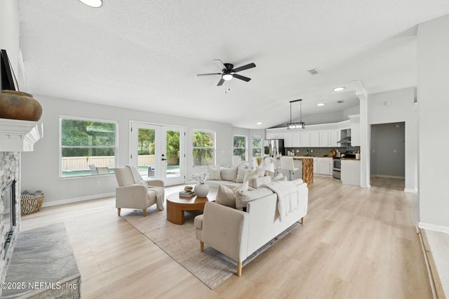 1750 GALLAHADION Court, Jacksonville, FL 32218