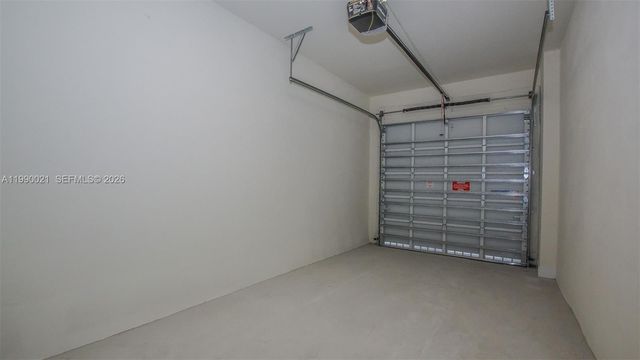 6415 NW 102nd Path 204, Miami, FL 33178