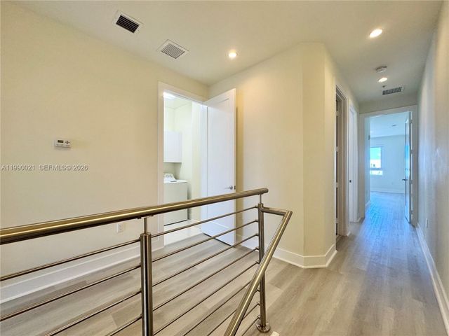 6415 NW 102nd Path 204, Miami, FL 33178