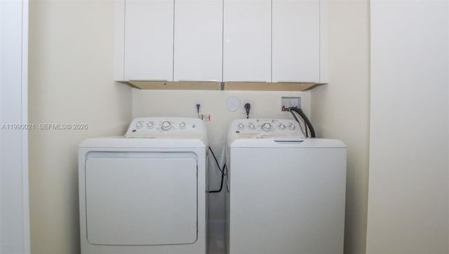 6415 NW 102nd Path 204, Miami, FL 33178