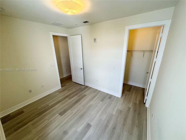 6415 NW 102nd Path 204, Miami, FL 33178