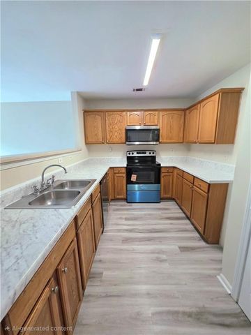 1020 Maple Valley Court, Union City, GA 30291