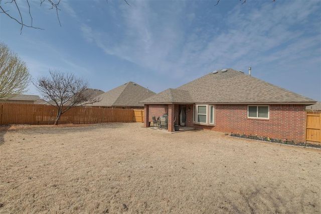 6620 NW 160th Street, Edmond, OK 73013