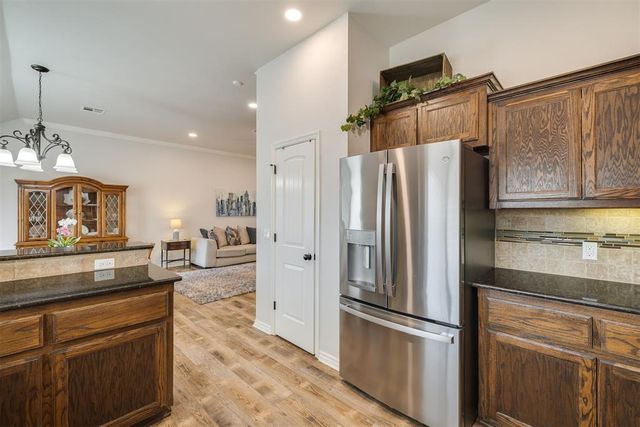 6620 NW 160th Street, Edmond, OK 73013