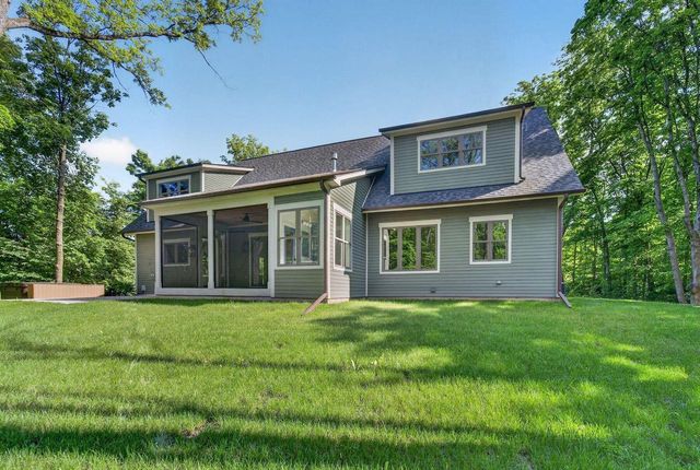 W3650 Snake ROAD, Lake Geneva, WI 53147