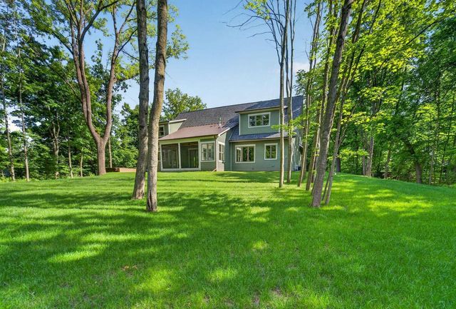 W3650 Snake ROAD, Lake Geneva, WI 53147
