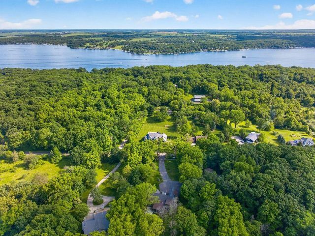 W3650 Snake ROAD, Lake Geneva, WI 53147