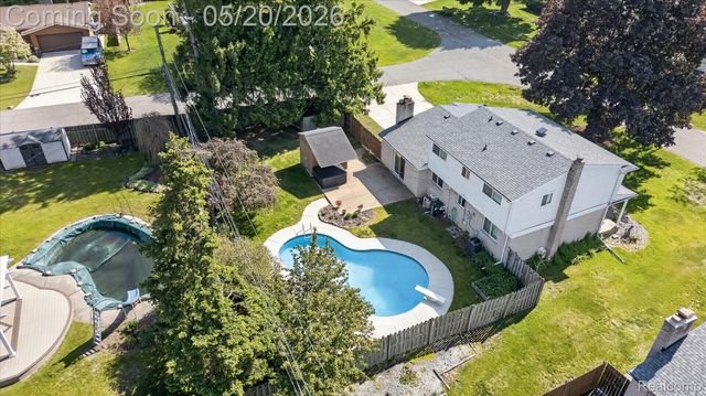38010 John P Street, Clinton Charter Township, MI 48036