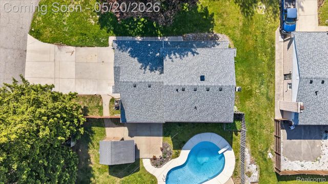 38010 John P Street, Clinton Charter Township, MI 48036