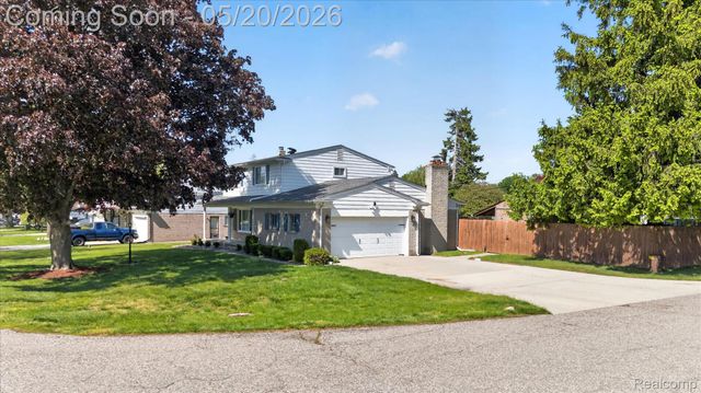 38010 John P Street, Clinton Charter Township, MI 48036