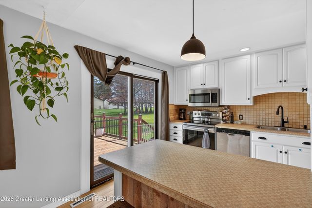 13058 Benton Road, Grand Ledge, MI 48837