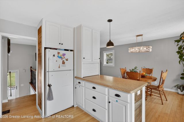 13058 Benton Road, Grand Ledge, MI 48837
