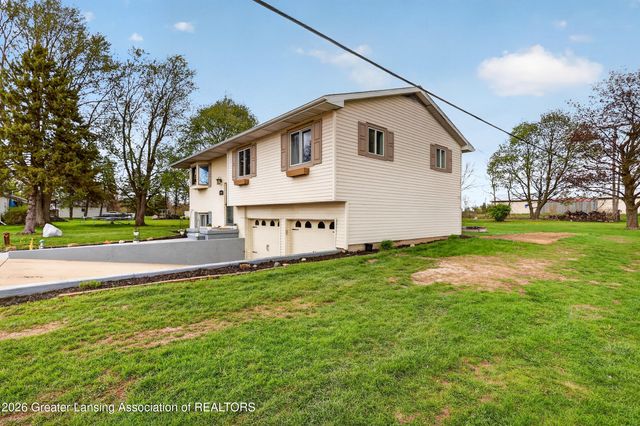 13058 Benton Road, Grand Ledge, MI 48837