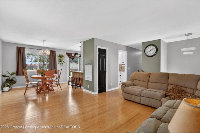 13058 Benton Road, Grand Ledge, MI 48837