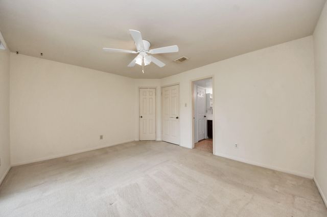 9423 Garden Bridge Street, Houston, TX 77075