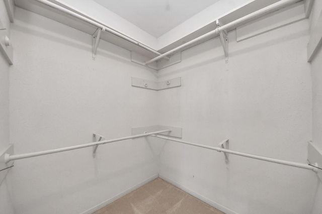 9423 Garden Bridge Street, Houston, TX 77075