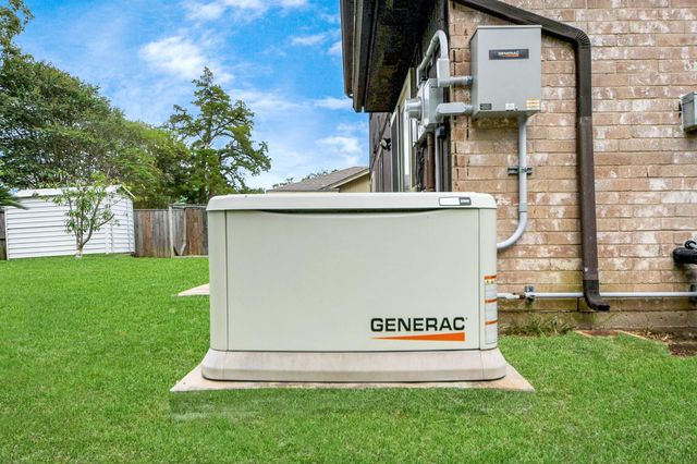 9423 Garden Bridge Street, Houston, TX 77075