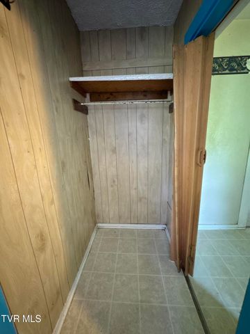 713 Rollers Alley, Bristol, TN 37620