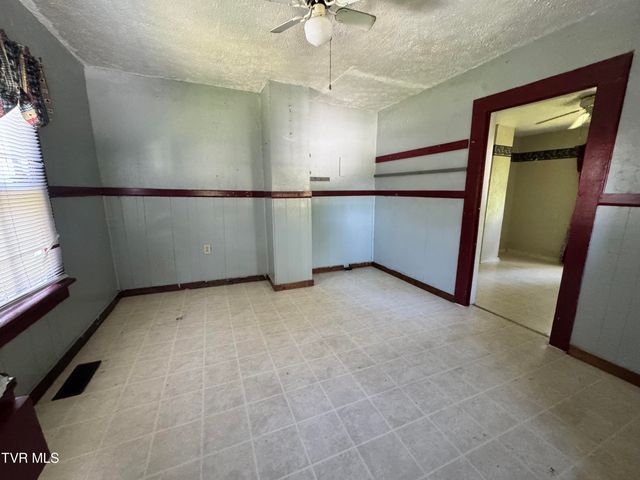 713 Rollers Alley, Bristol, TN 37620