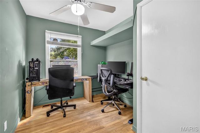 12139 Belaire Place, Maryland Heights, MO 63043