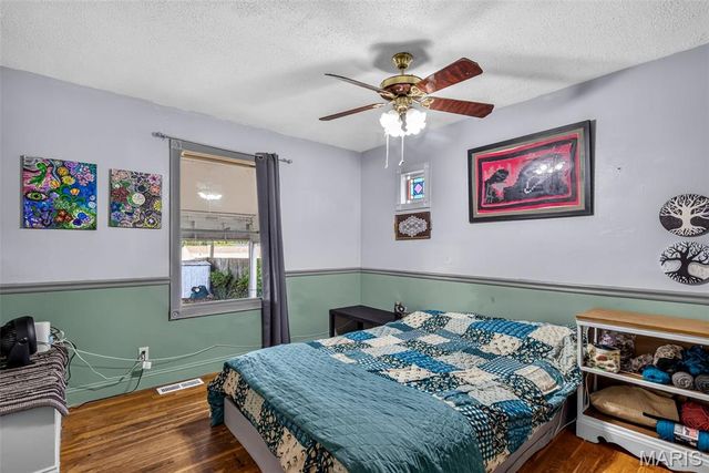 12139 Belaire Place, Maryland Heights, MO 63043