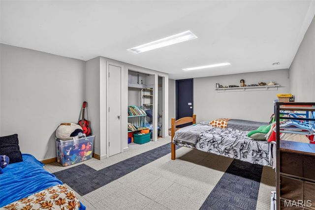12139 Belaire Place, Maryland Heights, MO 63043