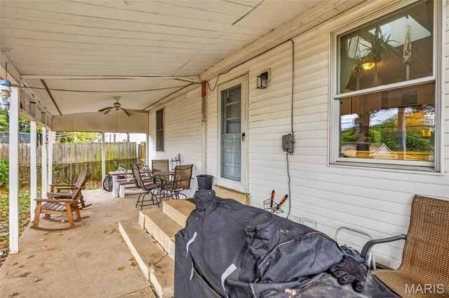 12139 Belaire Place, Maryland Heights, MO 63043