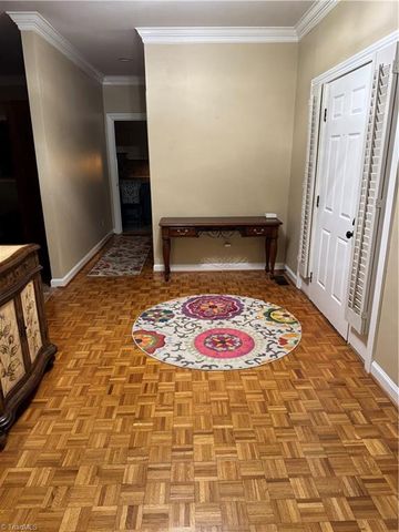 1805 Country Club Drive, High Point, NC 27262