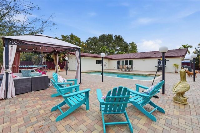4925 Tyler Street, Hollywood, FL 33021