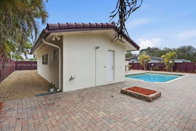 4925 Tyler Street, Hollywood, FL 33021