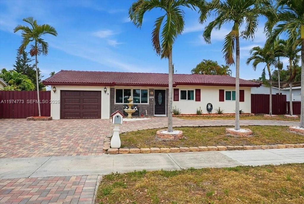 4925 Tyler Street, Hollywood, FL 33021