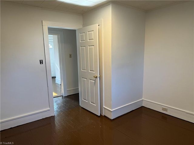 2211 Cleveland Avenue, Winston-salem, NC 27105