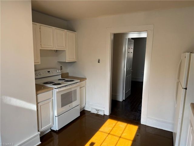 2211 Cleveland Avenue, Winston-salem, NC 27105