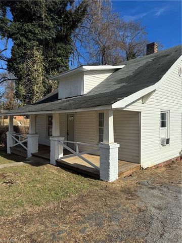 2211 Cleveland Avenue, Winston-salem, NC 27105