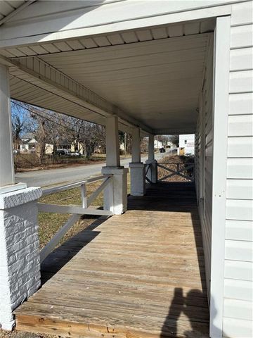 2211 Cleveland Avenue, Winston-salem, NC 27105