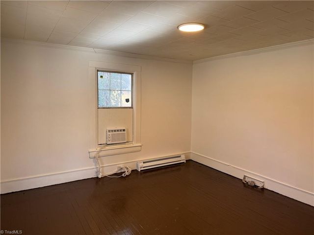 2211 Cleveland Avenue, Winston-salem, NC 27105