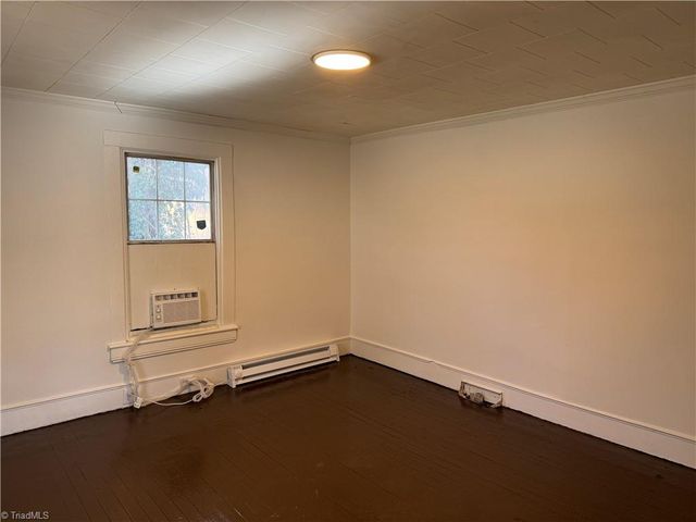 2211 Cleveland Avenue, Winston-salem, NC 27105