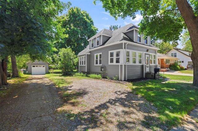 428 Bauman Avenue, Commerce Twp, MI 48017