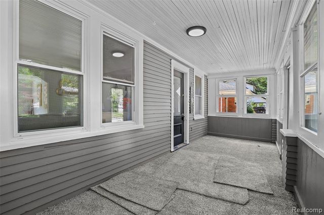 428 Bauman Avenue, Commerce Twp, MI 48017