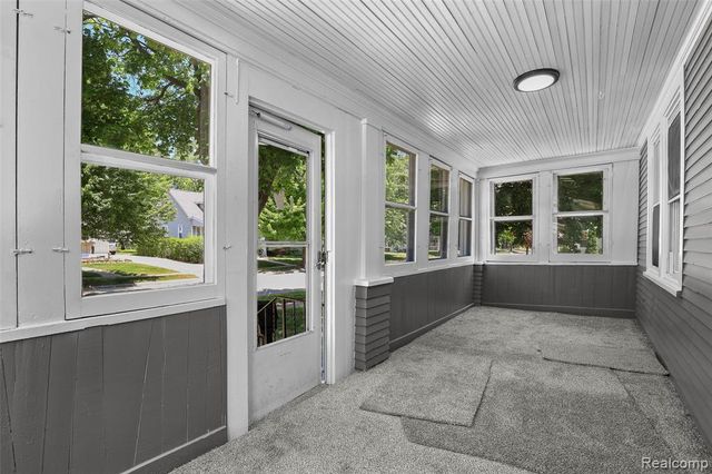 428 Bauman Avenue, Commerce Twp, MI 48017