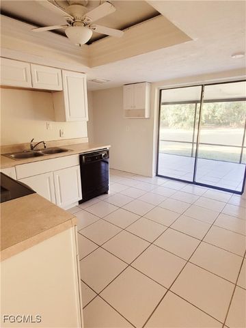 2111 Abbott AVE, Alva, FL 33920