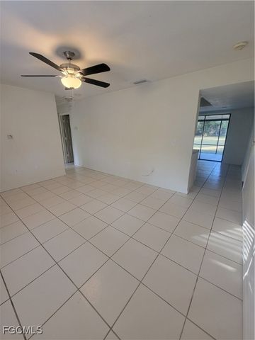 2111 Abbott AVE, Alva, FL 33920