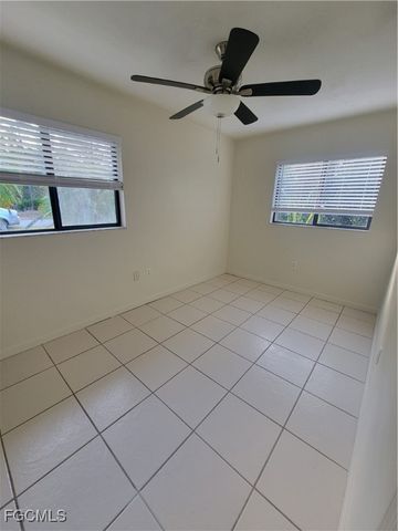 2111 Abbott AVE, Alva, FL 33920